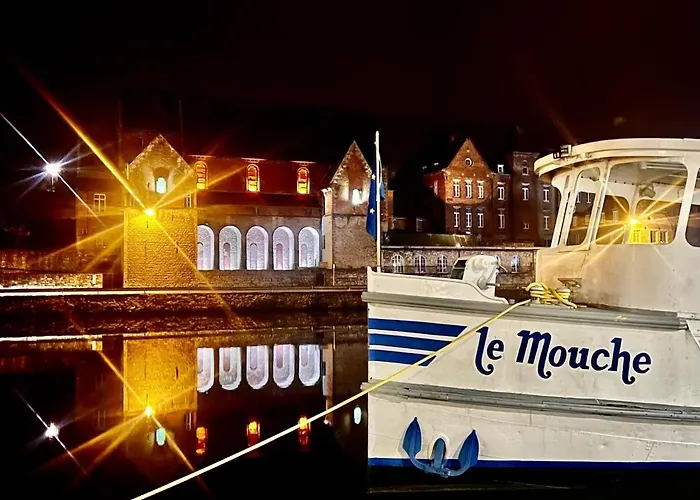 Au Pied De L\'Abbaye De Leffe